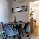 Bobo 2br Apartman
