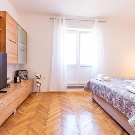Bobo 2br Apartman *