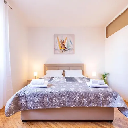 Bobo 2br Apartman